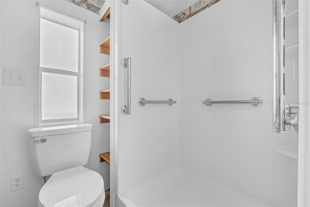 待售: $125,000 (2 贝兹, 1 浴室, 1000 平方英尺)