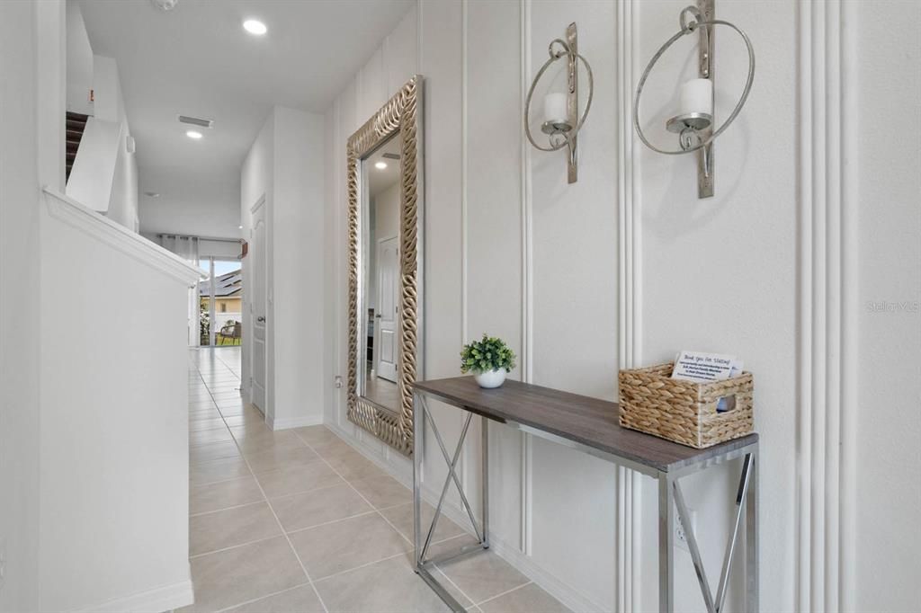 Active With Contract: $300,490 (3 beds, 2 baths, 1758 Square Feet)