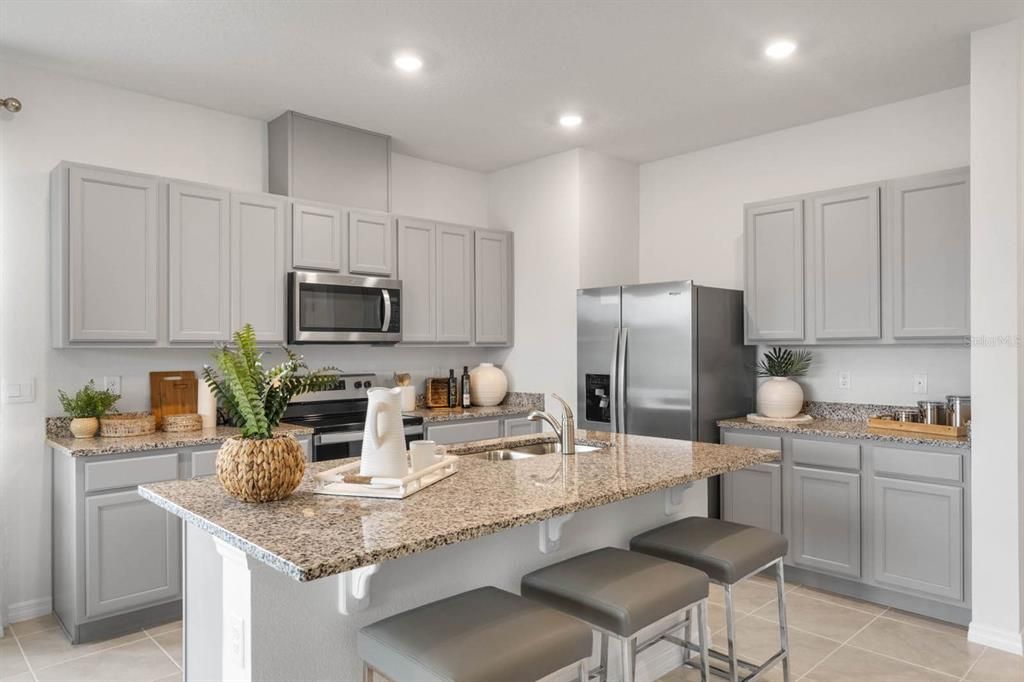 Active With Contract: $300,490 (3 beds, 2 baths, 1758 Square Feet)