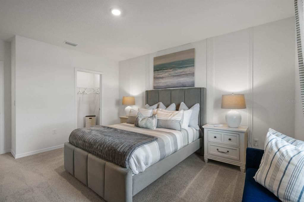 Active With Contract: $300,490 (3 beds, 2 baths, 1758 Square Feet)