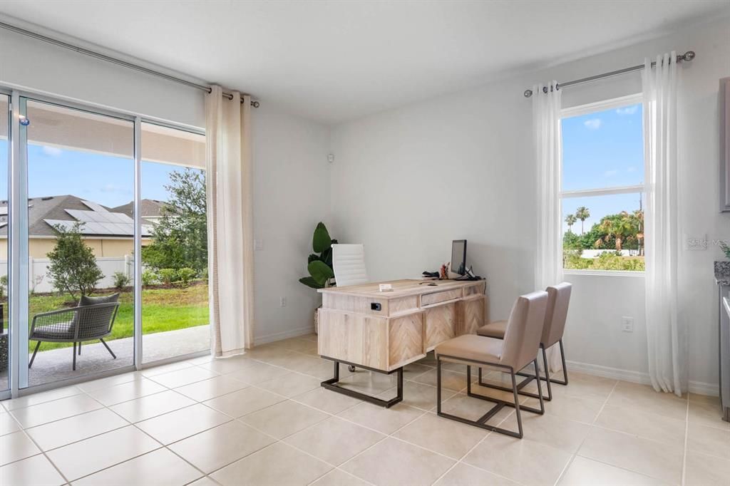 Active With Contract: $300,490 (3 beds, 2 baths, 1758 Square Feet)