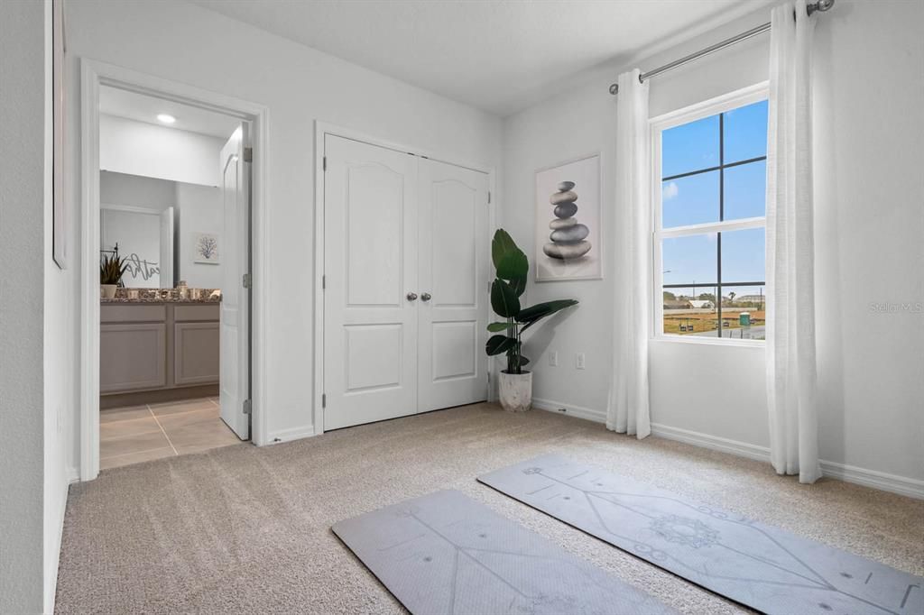 Active With Contract: $300,490 (3 beds, 2 baths, 1758 Square Feet)