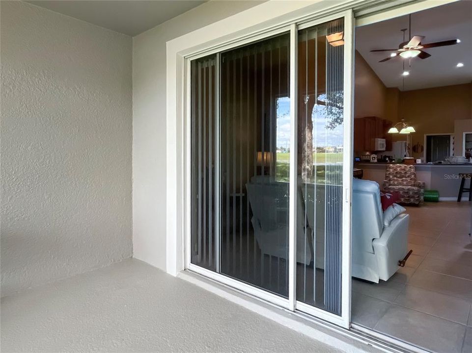 For Sale: $215,000 (2 beds, 2 baths, 1419 Square Feet)