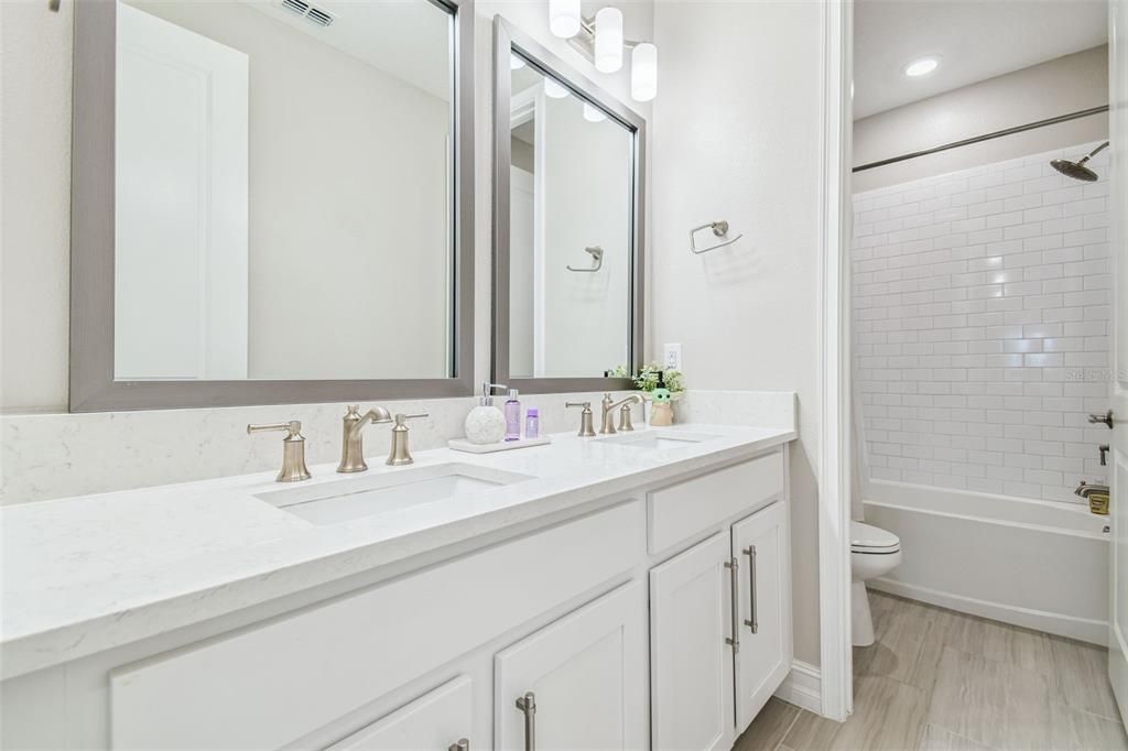 For Sale: $750,000 (4 beds, 3 baths, 3252 Square Feet)