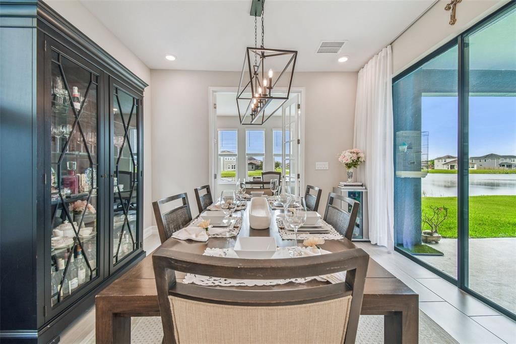 For Sale: $750,000 (4 beds, 3 baths, 3252 Square Feet)