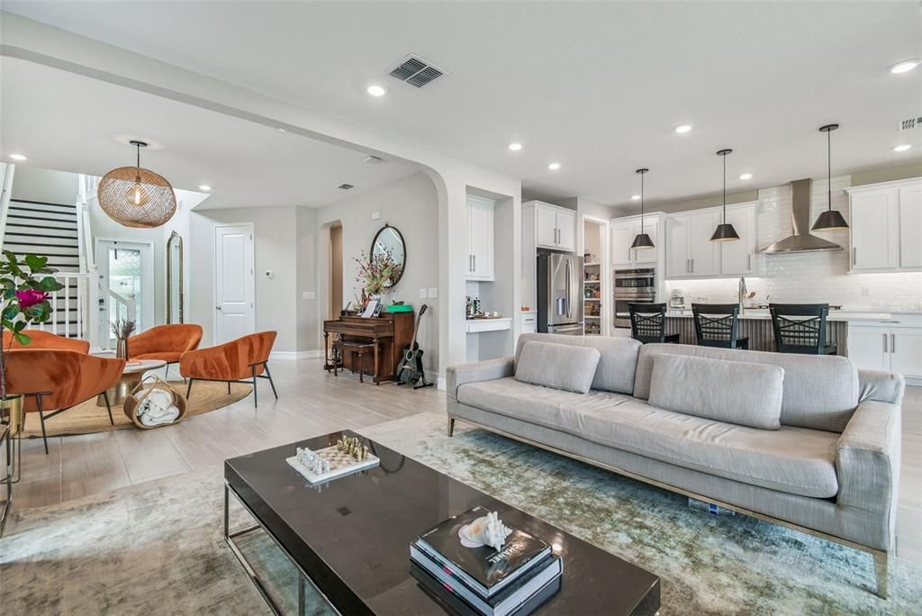 For Sale: $750,000 (4 beds, 3 baths, 3252 Square Feet)