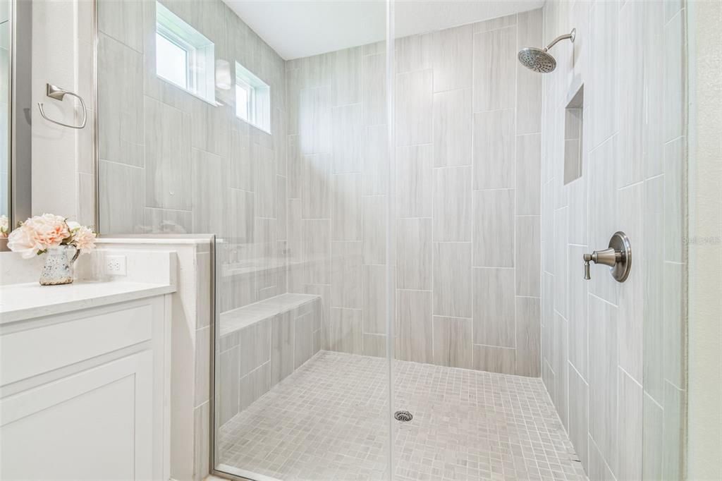 For Sale: $750,000 (4 beds, 3 baths, 3252 Square Feet)