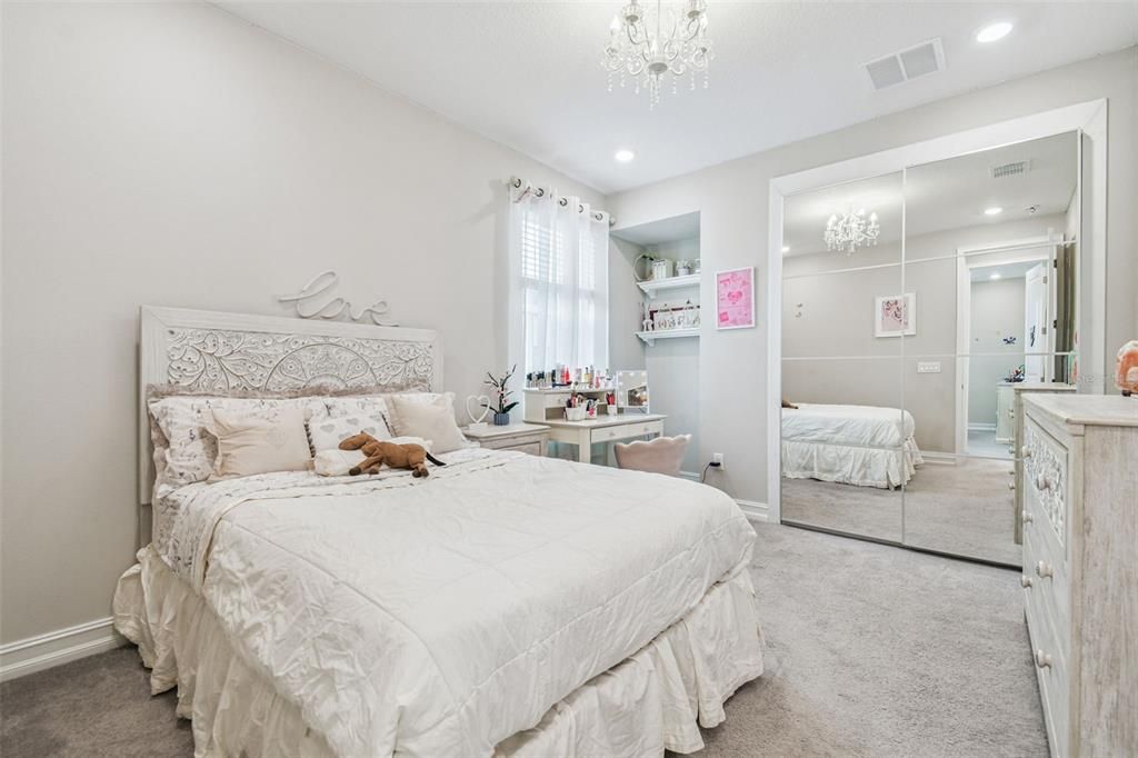 For Sale: $750,000 (4 beds, 3 baths, 3252 Square Feet)