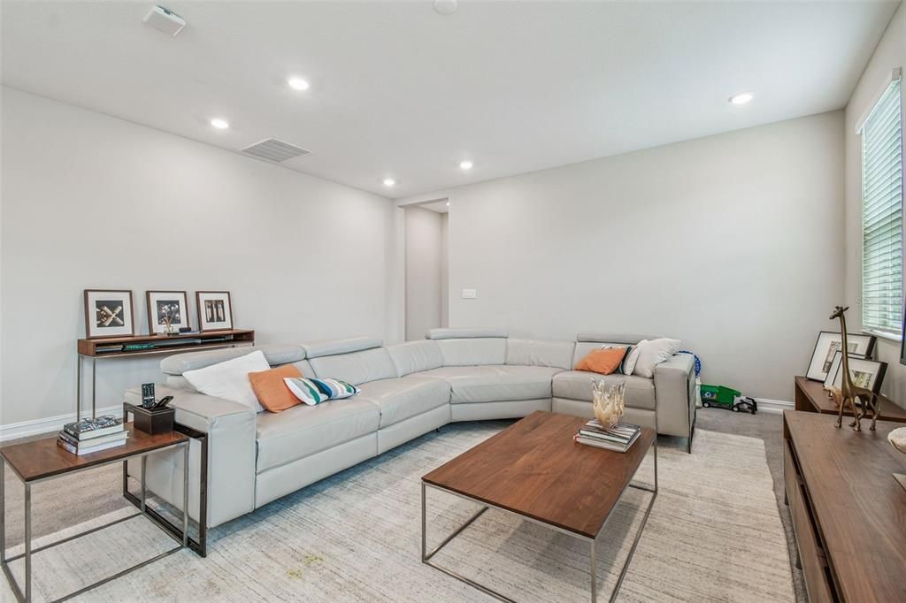 For Sale: $750,000 (4 beds, 3 baths, 3252 Square Feet)