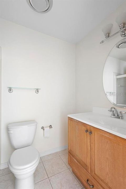 For Sale: $189,000 (2 beds, 2 baths, 1049 Square Feet)