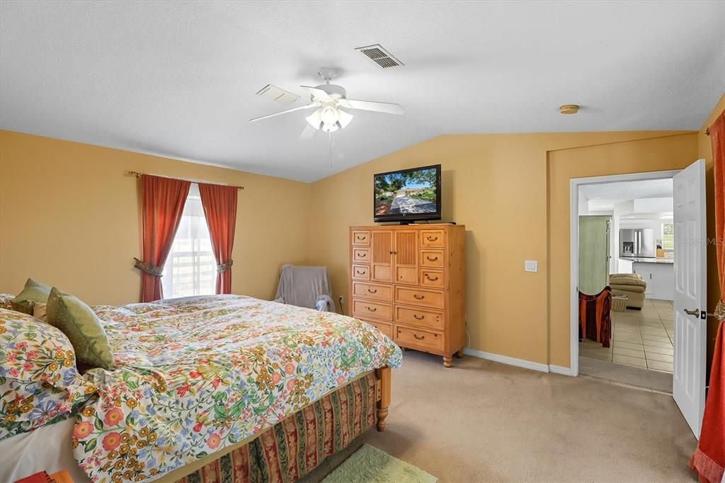 For Sale: $1,399,000 (0 beds, 0 baths, 2098 Square Feet)