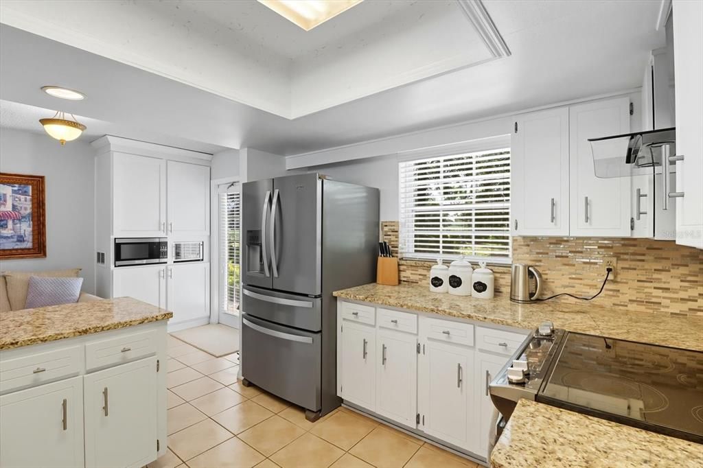 For Sale: $1,399,000 (0 beds, 0 baths, 2098 Square Feet)