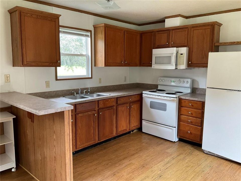 For Sale: $1,399,000 (0 beds, 0 baths, 2098 Square Feet)