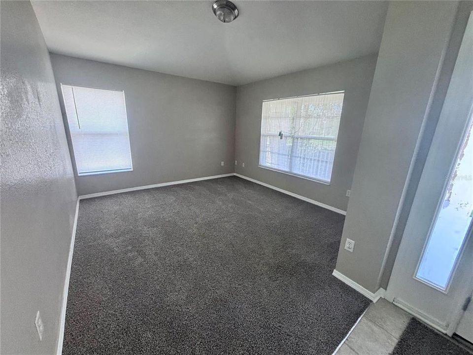 En Renta: $2,600 (4 camas, 3 baños, 2289 Pies cuadrados)