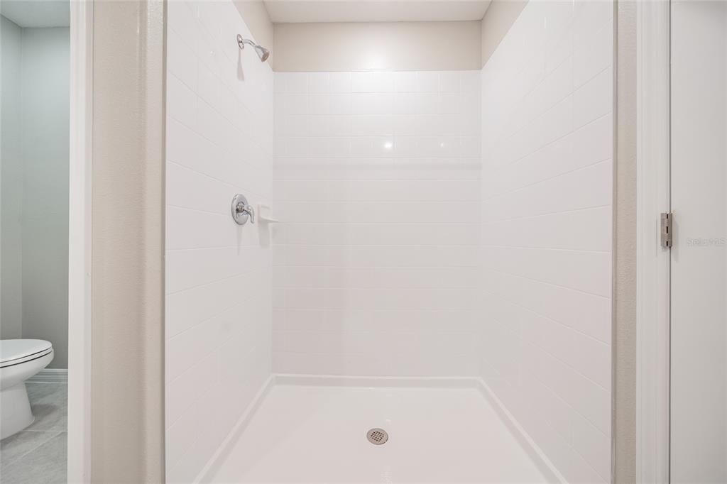 出租: $2,650 (5 贝兹, 2 浴室, 2389 平方英尺)