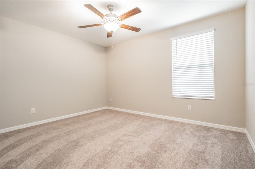 出租: $2,650 (5 贝兹, 2 浴室, 2389 平方英尺)