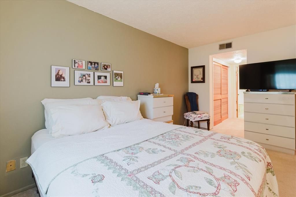 En Venta: $157,500 (2 camas, 2 baños, 1174 Pies cuadrados)