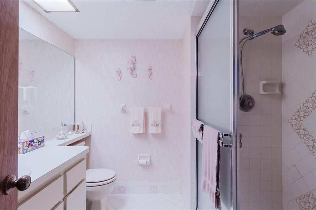 En Venta: $157,500 (2 camas, 2 baños, 1174 Pies cuadrados)