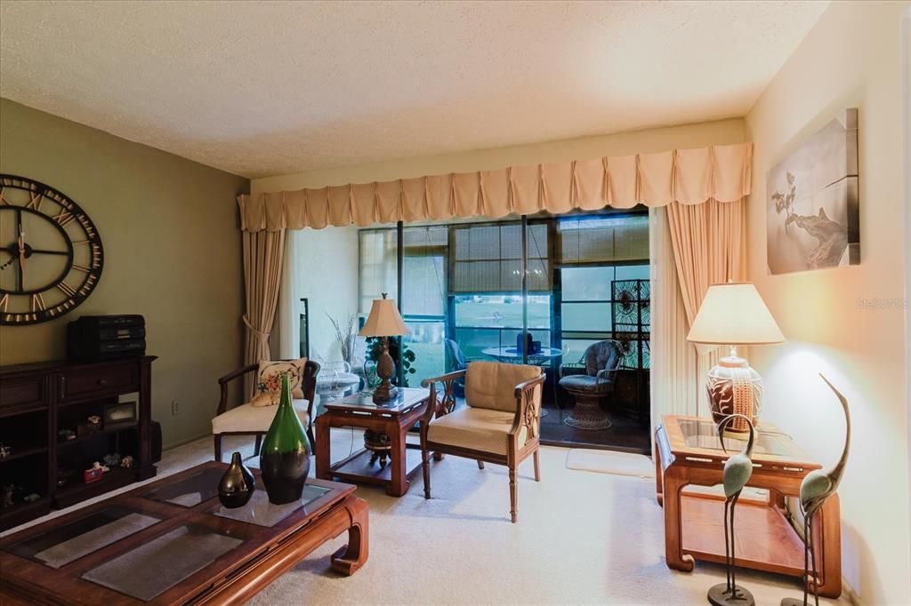 En Venta: $157,500 (2 camas, 2 baños, 1174 Pies cuadrados)