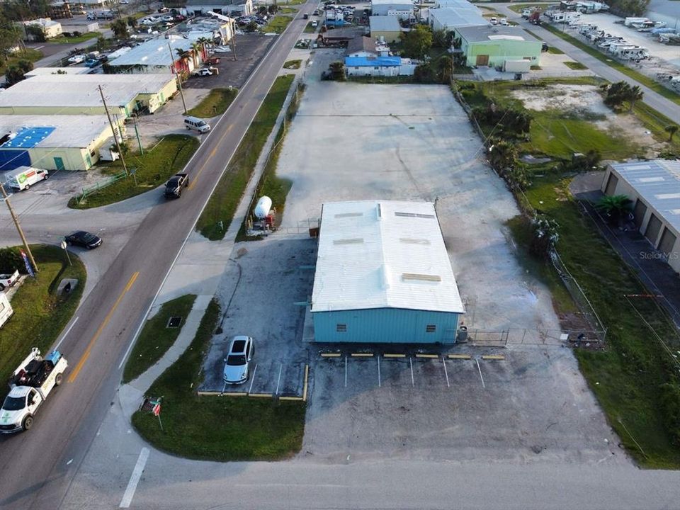 For Sale: $899,000 (0 beds, 0 baths, 800 Square Feet)