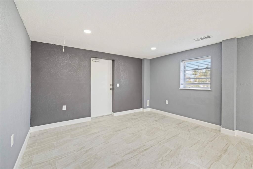 En Venta: $899,000 (0 camas, 0 baños, 800 Pies cuadrados)