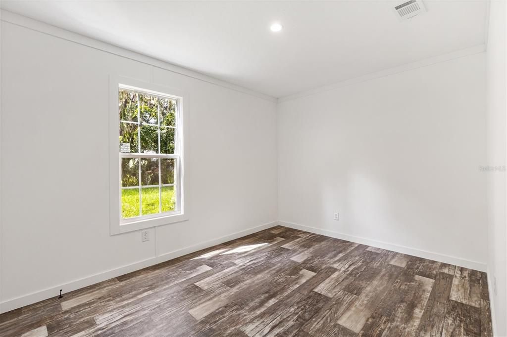 待售: $199,900 (3 贝兹, 2 浴室, 1387 平方英尺)