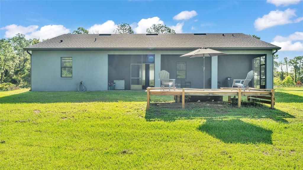 For Sale: $605,000 (3 beds, 2 baths, 2040 Square Feet)
