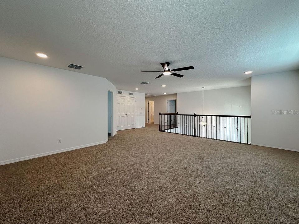 For Rent: $3,199 (5 beds, 4 baths, 3761 Square Feet)