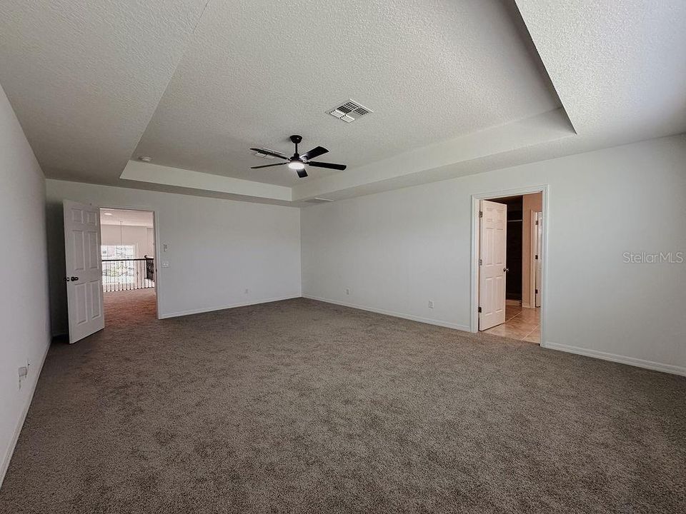 For Rent: $3,199 (5 beds, 4 baths, 3761 Square Feet)