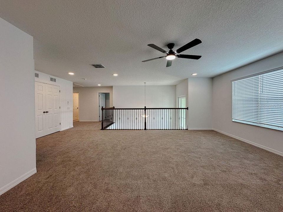 For Rent: $3,199 (5 beds, 4 baths, 3761 Square Feet)