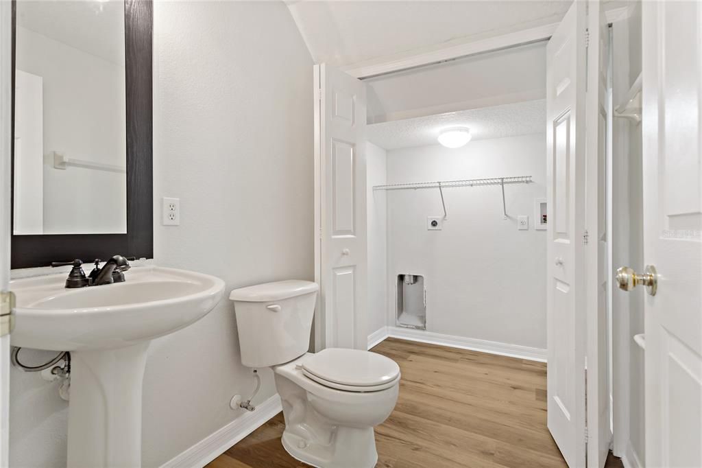 出租: $1,695 (2 贝兹, 2 浴室, 1560 平方英尺)