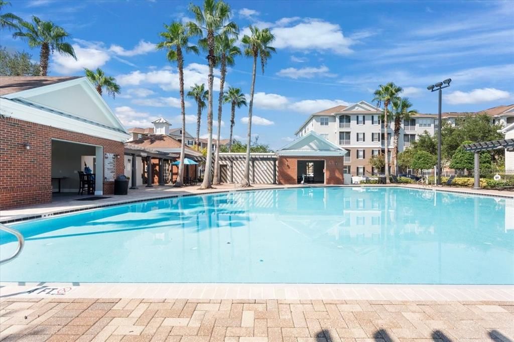 На продажу: $158,000 (2 спален, 2 ванн, 1049 Квадратных фут)