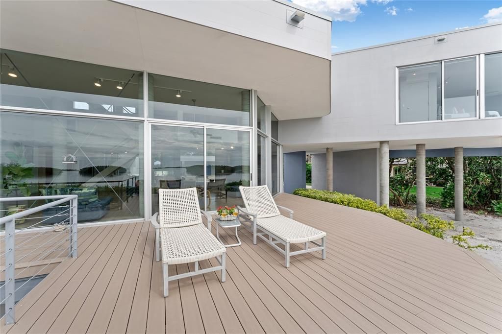 合同活跃: $4,795,000 (3 贝兹, 3 浴室, 3935 平方英尺)