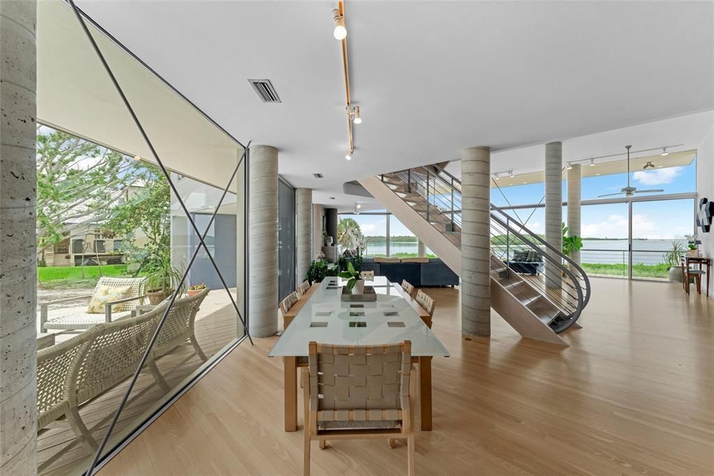 合同活跃: $4,795,000 (3 贝兹, 3 浴室, 3935 平方英尺)