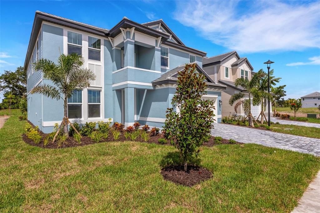 Active With Contract: $749,999 (5 beds, 4 baths, 3317 Square Feet)