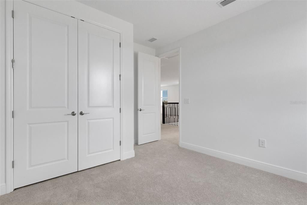 Active With Contract: $749,999 (5 beds, 4 baths, 3317 Square Feet)