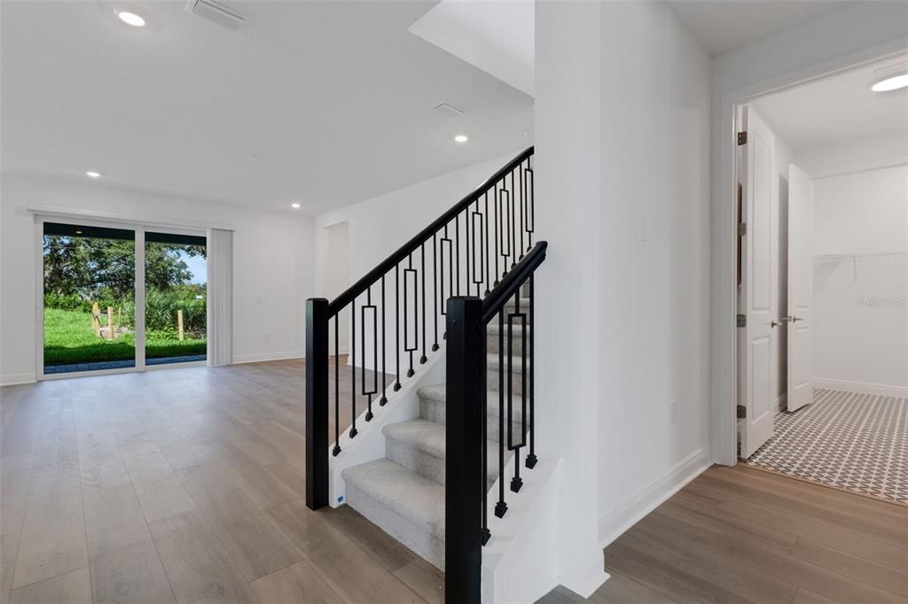 Active With Contract: $749,999 (5 beds, 4 baths, 3317 Square Feet)