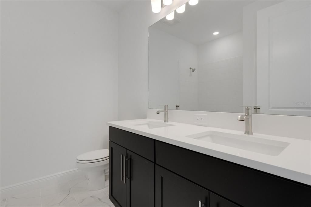 Active With Contract: $749,999 (5 beds, 4 baths, 3317 Square Feet)