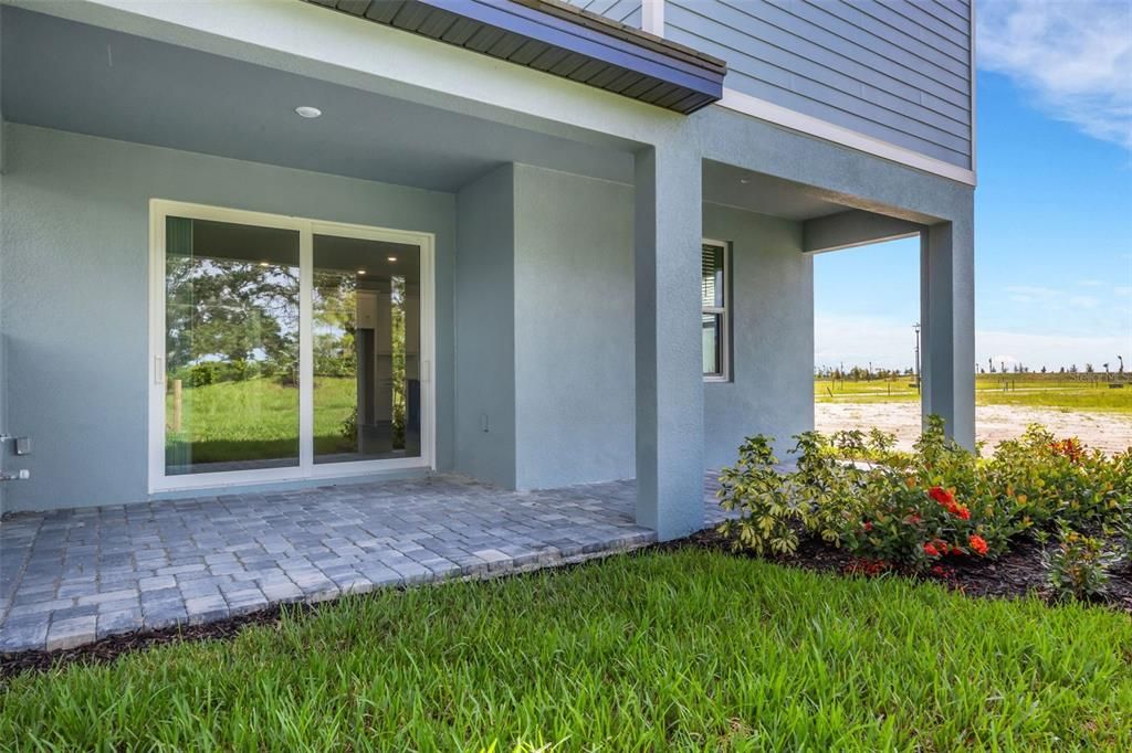 Active With Contract: $749,999 (5 beds, 4 baths, 3317 Square Feet)