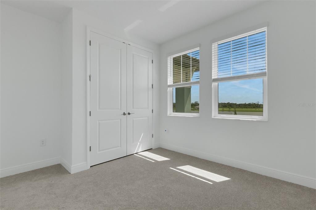 Active With Contract: $749,999 (5 beds, 4 baths, 3317 Square Feet)