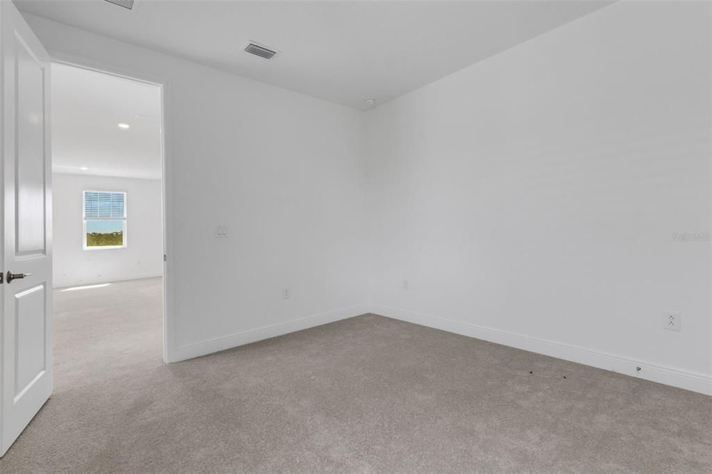 Active With Contract: $749,999 (5 beds, 4 baths, 3317 Square Feet)