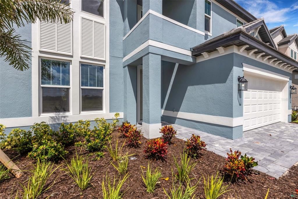 Active With Contract: $749,999 (5 beds, 4 baths, 3317 Square Feet)