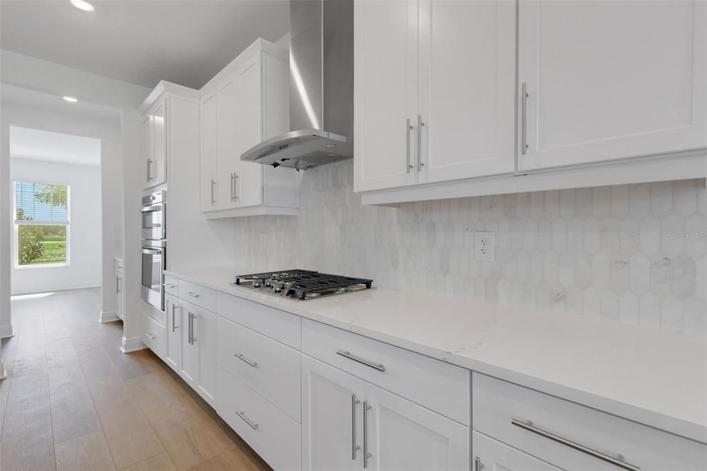 Active With Contract: $749,999 (5 beds, 4 baths, 3317 Square Feet)