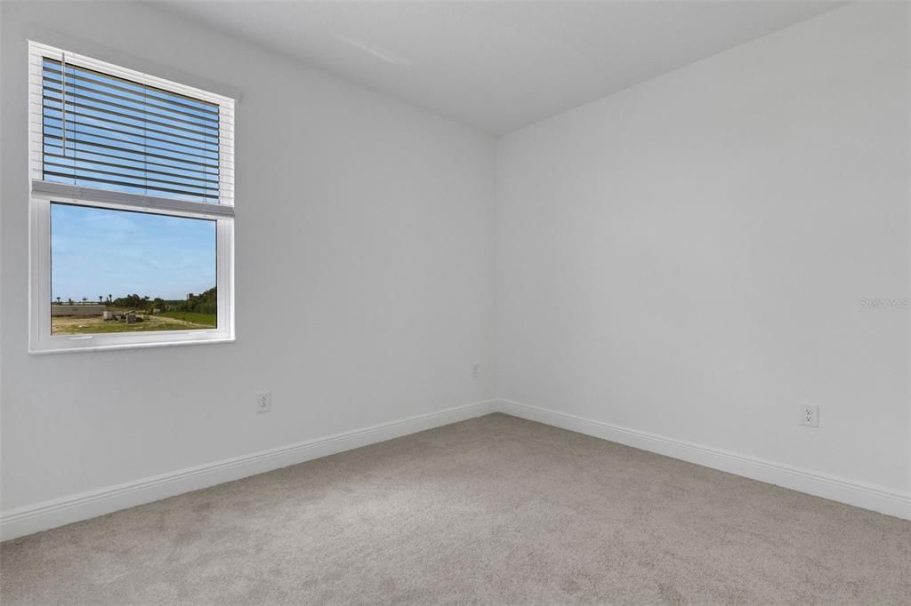 Active With Contract: $749,999 (5 beds, 4 baths, 3317 Square Feet)