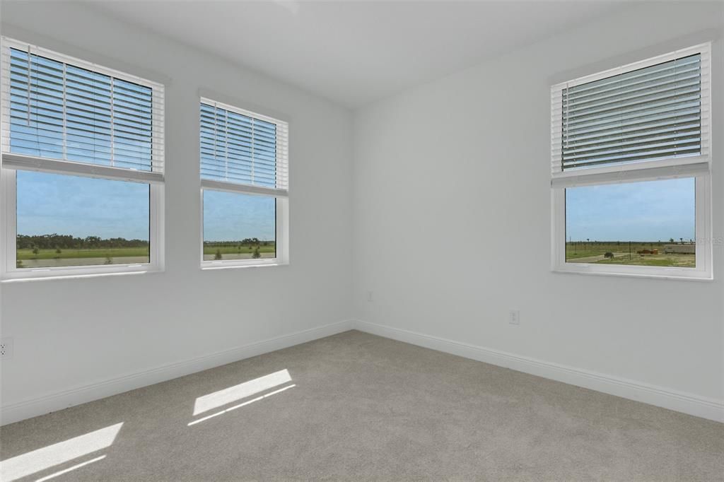 Active With Contract: $749,999 (5 beds, 4 baths, 3317 Square Feet)