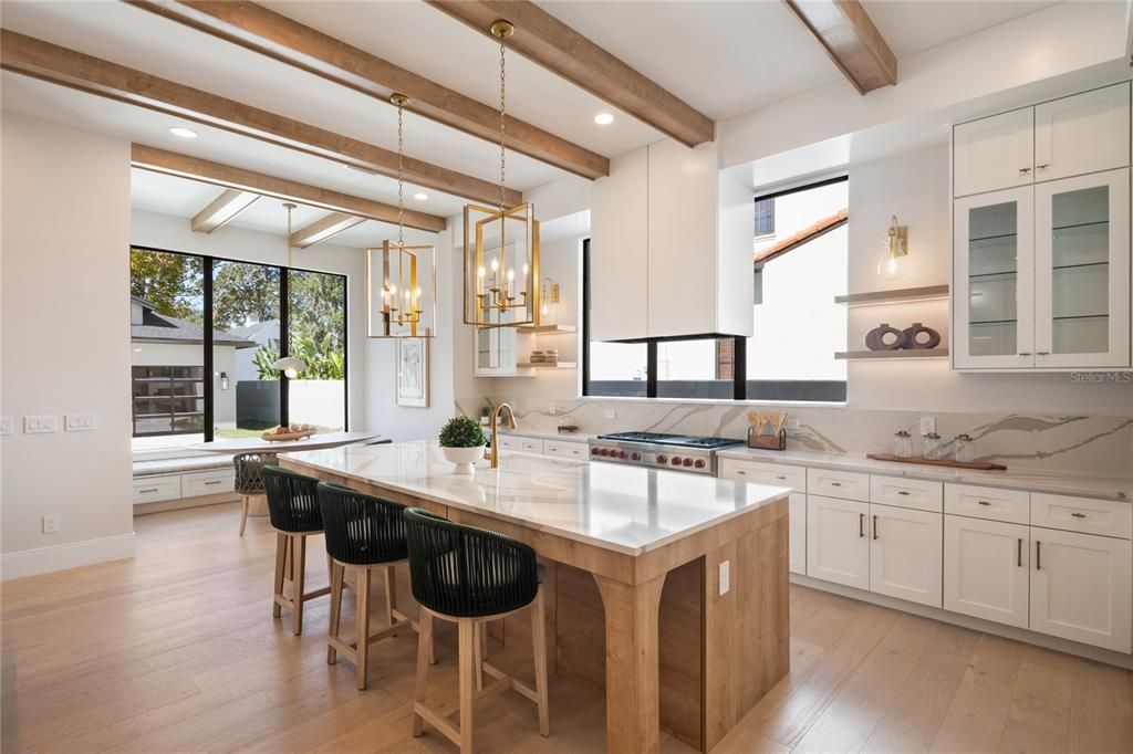 For Sale: $3,895,000 (5 beds, 5 baths, 4520 Square Feet)