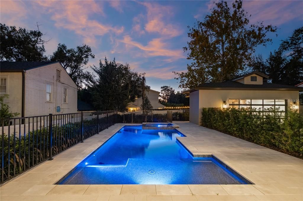 For Sale: $3,895,000 (5 beds, 5 baths, 4520 Square Feet)