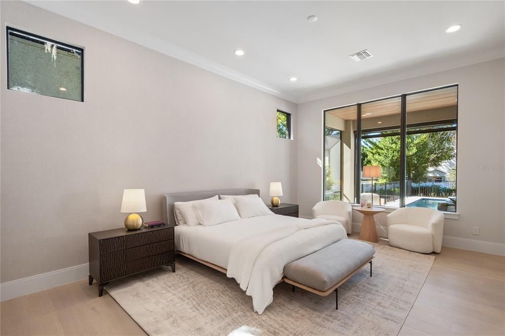 For Sale: $3,895,000 (5 beds, 5 baths, 4520 Square Feet)