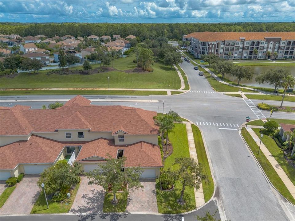 На продажу: $334,999 (2 спален, 2 ванн, 1837 Квадратных фут)