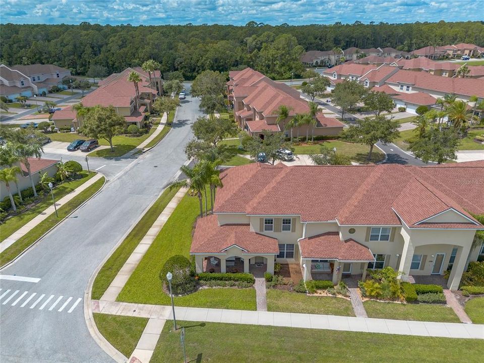 На продажу: $334,999 (2 спален, 2 ванн, 1837 Квадратных фут)